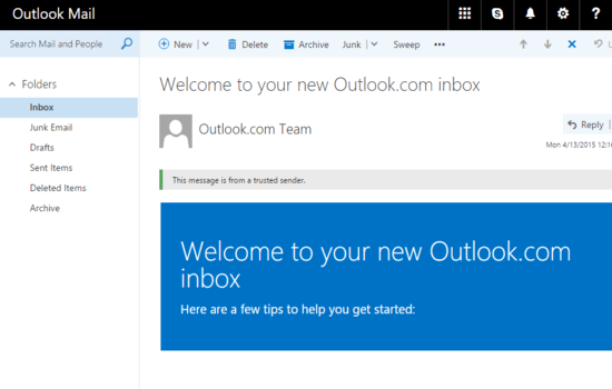 change themes in Outlook Mail